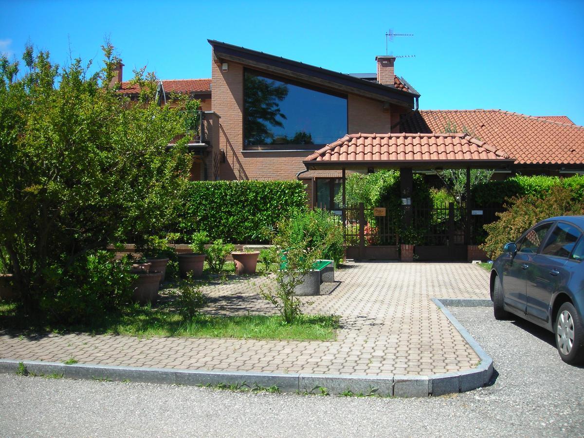 La Folaga Bed & Breakfast Gavirate Eksteriør bilde