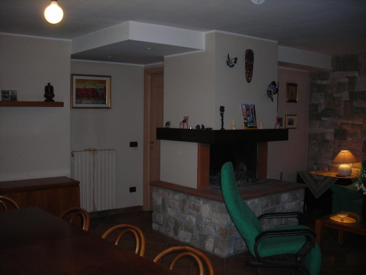La Folaga Bed & Breakfast Gavirate Eksteriør bilde